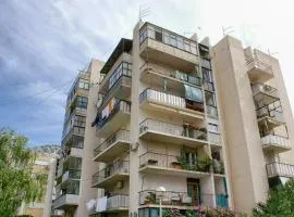 Apartments by the sea Omis - 2822