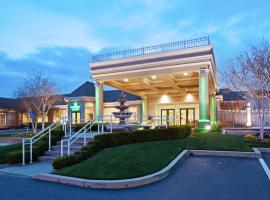 Holiday Inn Redding by IHG, hotel em Redding