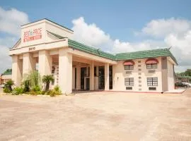 Best Price Motel & Suites