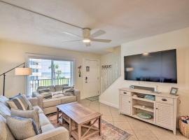 Family Friendly Oceanfront Condo with Views!, hotel s parkiriščem v Daytona Beach