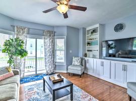 Inviting Norfolk Family Retreat 1 Block to Beach!, alquiler temporario en Norfolk