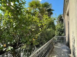 Guest House Tall Rooms, ξενώνας σε Zugdidi