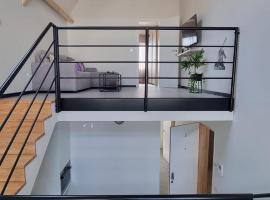 Residence Rossella - App 3, hotel v destinaci Roeselare