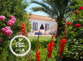 Monte Da Serralheira Agro Turismo, hotel cerca de Estación de tren Monte das Flores, Évora