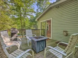 Walk to Lake Wallenpaupack Greentown Getaway