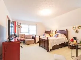 Luba's Peaceful Bedroom