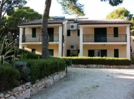 Apartments by the sea Rogoznica - 3197