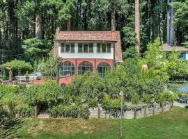 Gatsby, cottage in Monte Rio