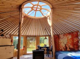 Yurt, glamping v destinácii Liempde