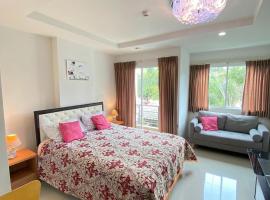 Beach 7 Condo, Pattaya, hotel mewah di Pantai Jomtien