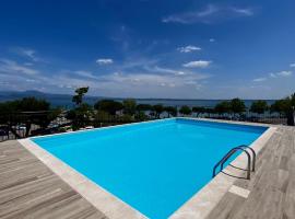 Alevic Hotel Sirmione, hotel v Sirmione