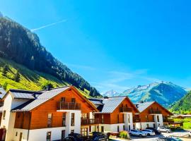 Modern Mountain Apart 3 - directly by Skiing area, hotel i Rauris