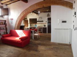 SCAPPO IN UMBRIA, Porta Leone, hotel en Amelia