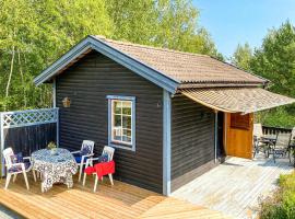 Amazing Home In Gamleby With Kitchen, feriehus i Gamleby