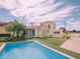 Casa Dona Ermelinda - Silêncio - Conforto - Natureza, casa de férias em Outeiro Maior