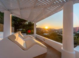 Hidden Oasis Private Villa, hotel bajet di Agia Marina