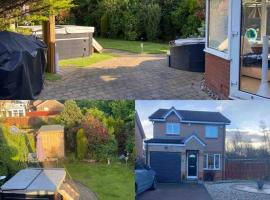 Beautiful 3 Bedroom Detached home with hot tub, cheap hotel in Fisherrow