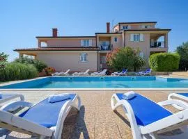 Family friendly apartments with a swimming pool Basanija, Umag - 3402