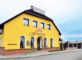 Penzion Fantasy - restaurant: Lipník nad Bečvou şehrinde bir ucuz otel