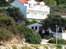 Apartments by the sea Zaostrog, Makarska - 2816