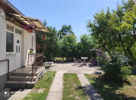 Samostatný rodinný dom, hotel in Veľký Meder