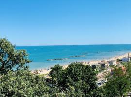 AbruzzodAmare Amazing Apartments with Romantic Sea View, hotel sa Francavilla al Mare