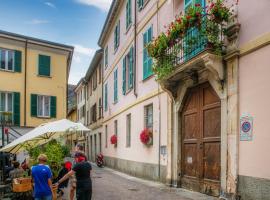 Glamour - by MyHomeInComo