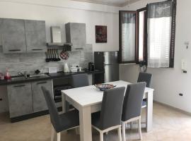 Appartamento 60 mq a 800 mt dalla spiaggia, hotell i Capaci