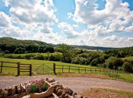 Valley Barn Slad Valley Cotswolds – hotel w mieście Painswick