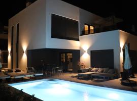 Meerbrise - Luxury Villa, Hotel in Banjole