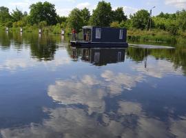 Houseboat FELLO, готель у місті Зегже