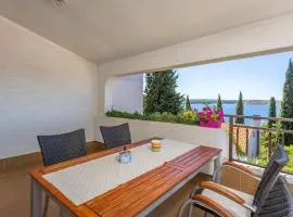 Lovely Apartment In Omisalj With House Sea View