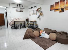 The Homestay 105 - nearby sky mirror jetty - Netflix & xbox, apartment in Kuala Selangor