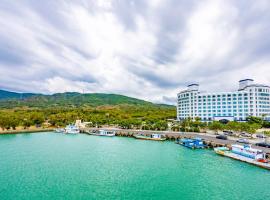 Kenting Long Beach Hotel, hotel in Checheng