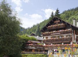 Hotel La Montagne, hôtel à La Clusaz