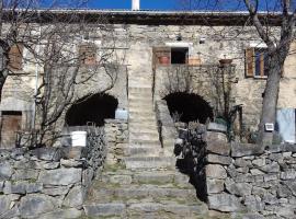 Maison de caractère au coeur de la corse rurale, hôtel à Calacuccia près de : Monte Cinto