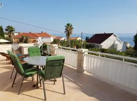 Apartments by the sea Sumartin, Brac - 5619