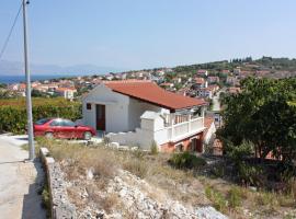 Apartments with parking space Sutivan, Brac - 5654