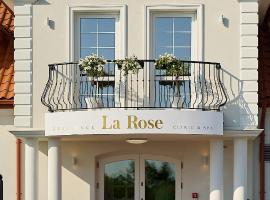 La Rose Residence, spa hotel in Mikołajki