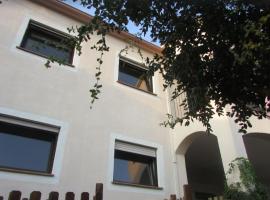 Cosy apartment with private swimming pool near beaches