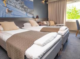 Hotell Maritim Skjervoy، فندق في Skjervøy