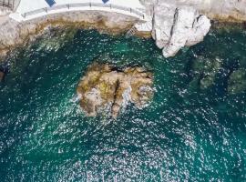 Villa Levante - Direct Sea Access - Full Sea View - Amalfi Coast, viešbutis mieste Cetara