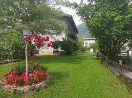 Casa Elisabetta, hotel in Ledro