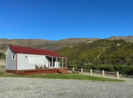 Rose Creek Cottage, B&B in Cromwell