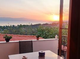 THOMAS VIEW Εξοχικό σπίτι με θέα στη θάλασσα, villa i Porto Heli