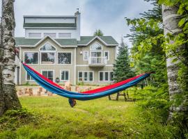 Le Chaleureux du Lac Blanc - Nominingue, hotel a Nominingue