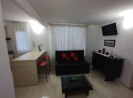 Alojamiento en Cúcuta al lado del Centro Comercial Jardín Plaza, ξενοδοχείο σε Cúcuta
