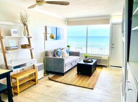 Sugar Sands - Ocean front at Symphony Beach Club !, hotel in Ormond Beach