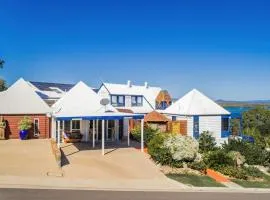 1770 Sovereign Lodge Retreat