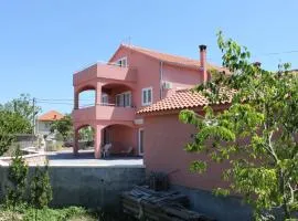 Apartments with a parking space Tkon, Pasman - 6216
